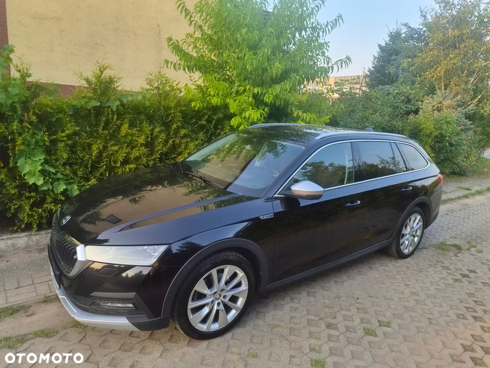 Skoda Octavia 2.0 TDI 4x4 DSG Scout - 14
