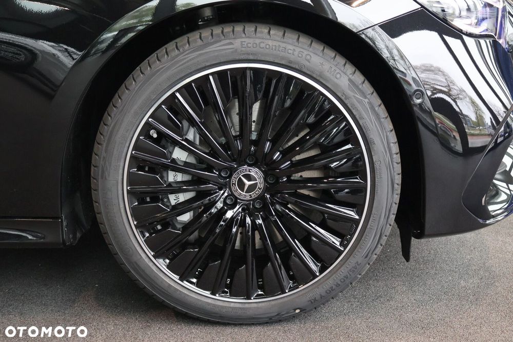 Mercedes-Benz Klasa E - 22