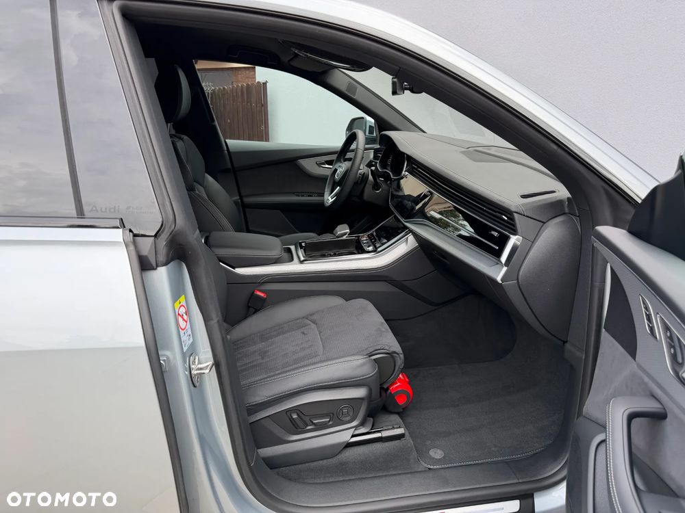 Audi SQ8 TFSI Quattro Tiptronic - 12