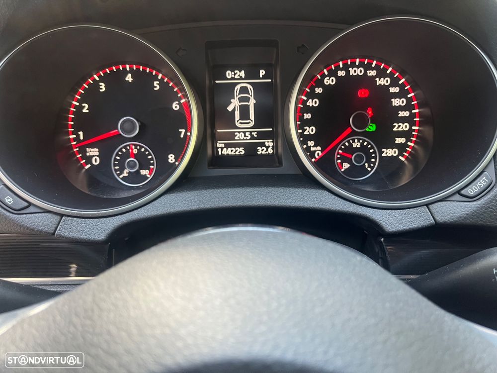 VW Golf 2.0 GTI DSG - 9