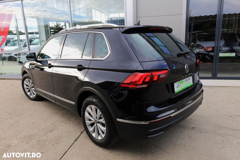 Volkswagen Tiguan - 4