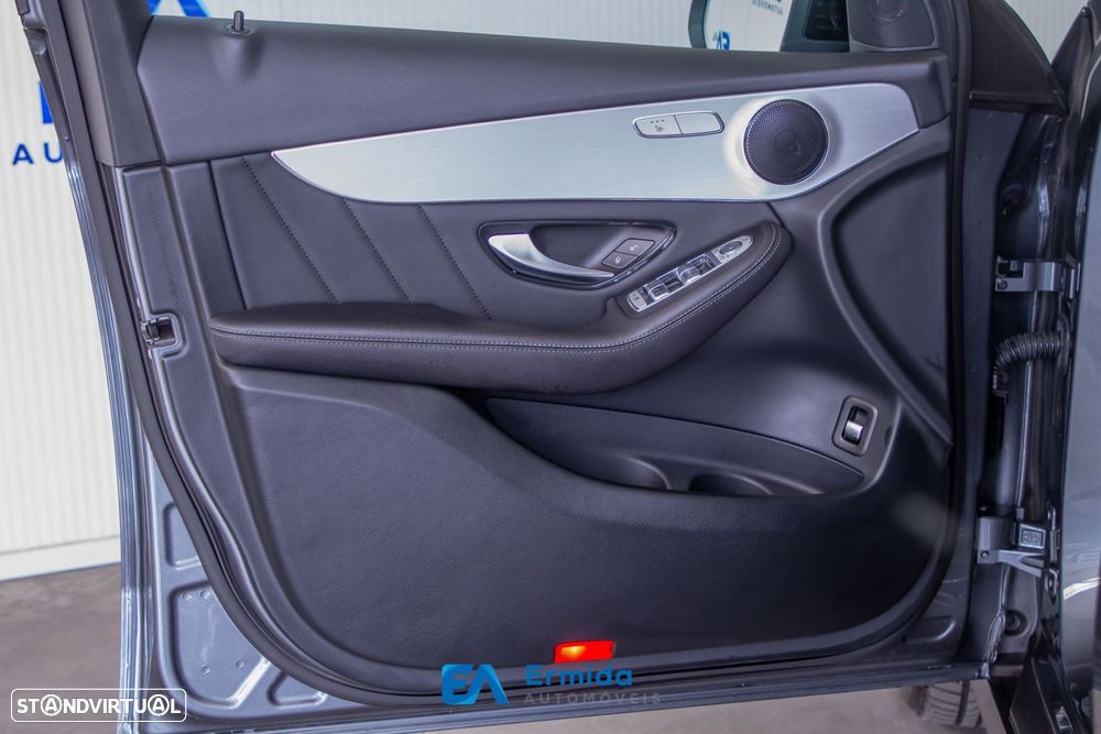 Mercedes-Benz GLC 300 - 33