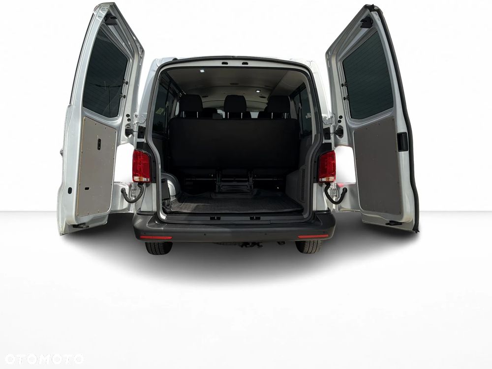 Volkswagen Transporter - 12