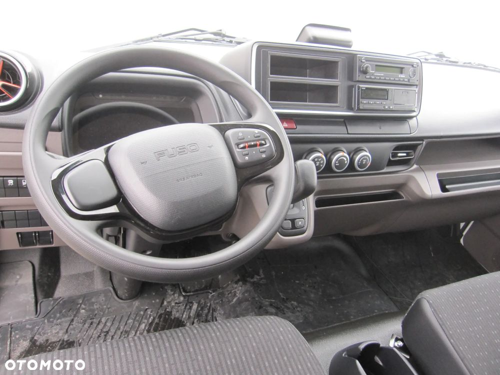 Mitsubishi Fuso eCanter 4C15E - 5