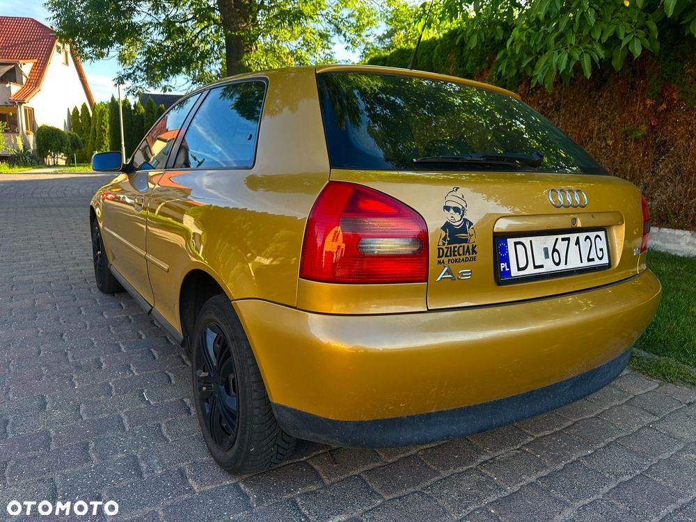 Audi A3 3-drzwiowe 1.6 Attraction - 4