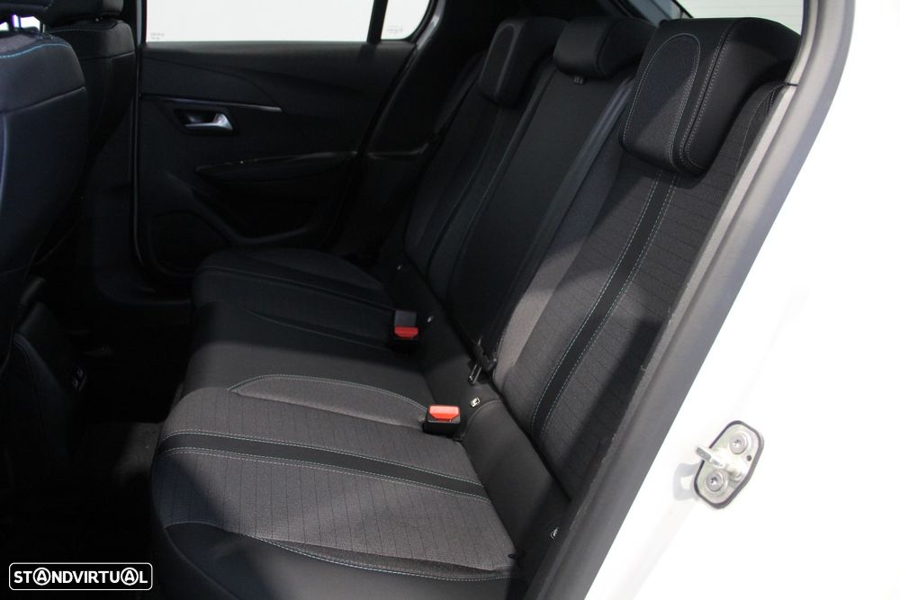 Peugeot e-208 50 kWh Allure - 30