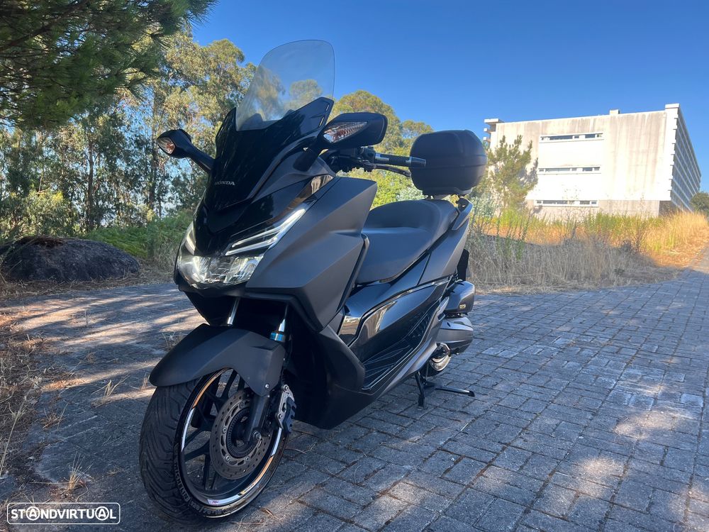 Honda Forza - 6