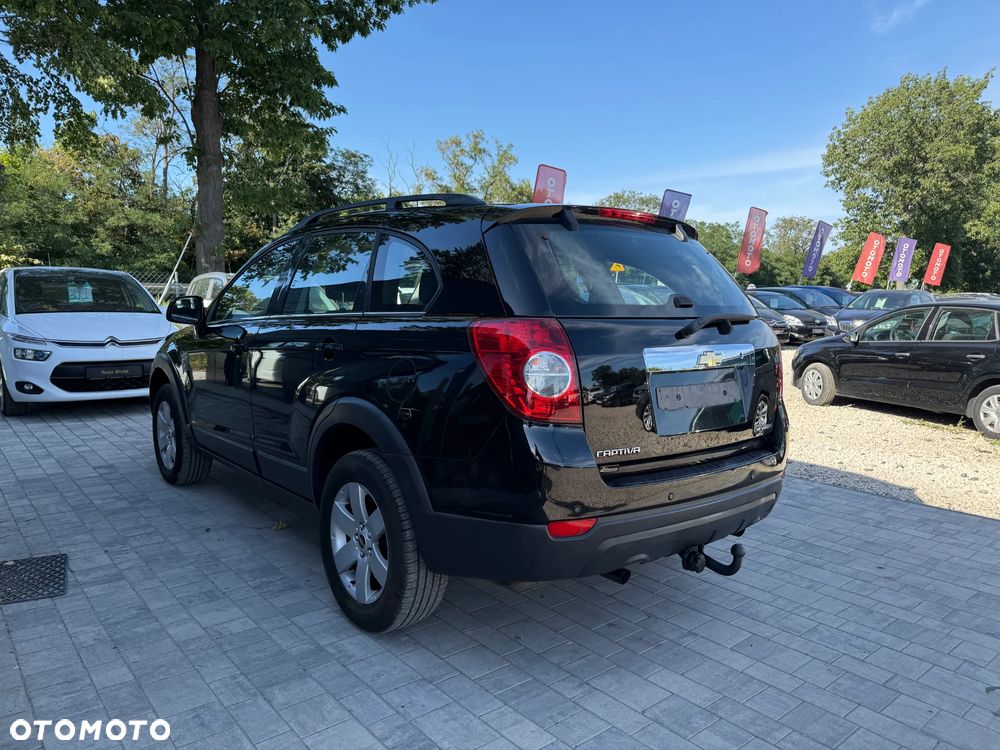 Chevrolet Captiva 2.4 2WD 7 Sitzer LS Family Edition - 27