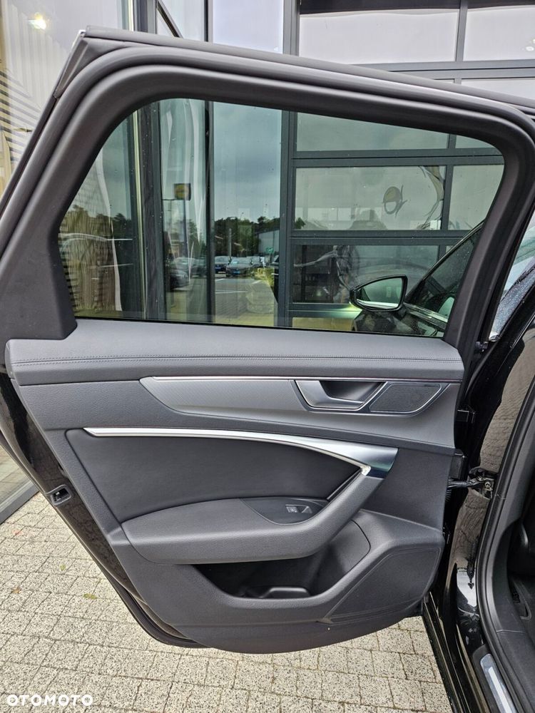 Audi A6 Avant - 30