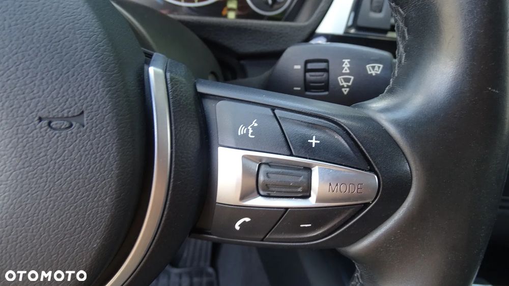 BMW Seria 3 320d Sport-Aut Sport Line - 17