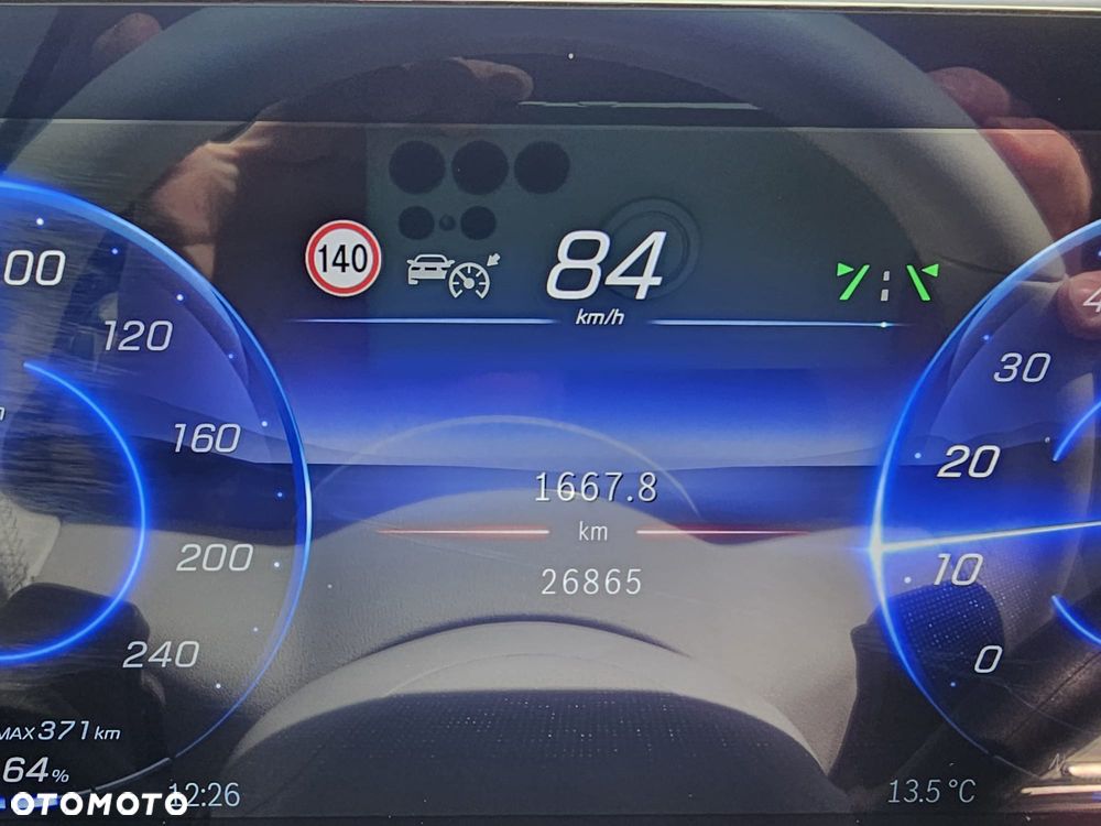 Mercedes-Benz EQE 300 Edition - 12