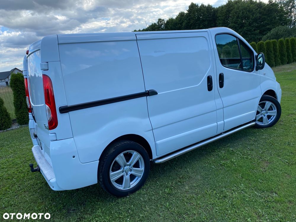 Renault Trafic - 15