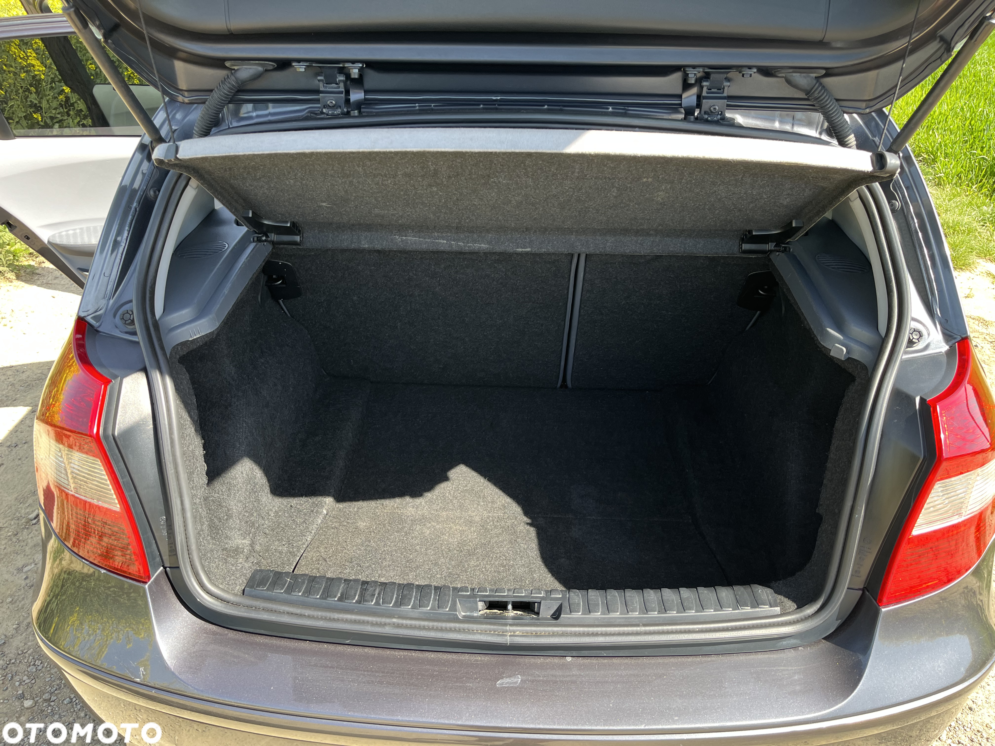 BMW Seria 1 120d DPF - 17