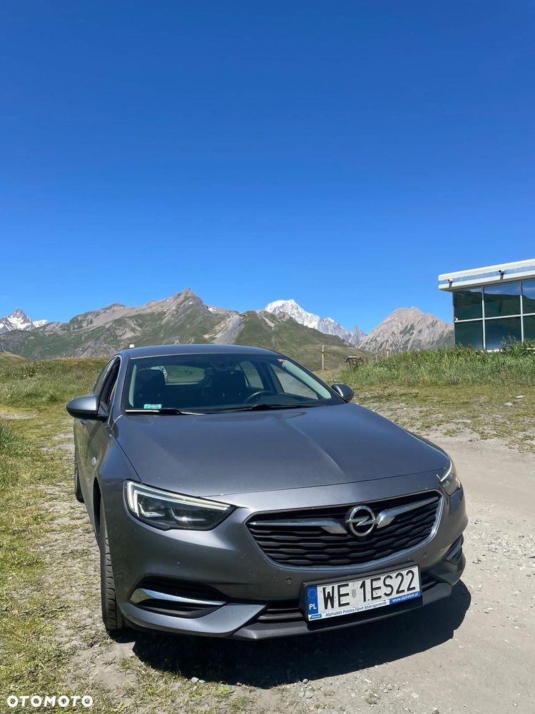 Opel Insignia 1.6 CDTI Ultimate S&S - 2