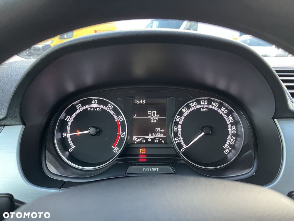 Skoda Fabia 1.0 TSI Ambition - 12