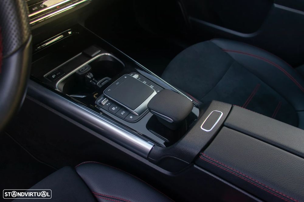 Mercedes-Benz B 250 e 8G-DCT AMG Line - 14
