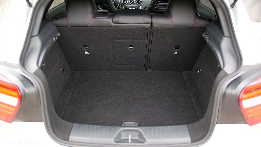 Mercedes-Benz Klasa A 200 CDI 7G-DCT AMG Line - 17