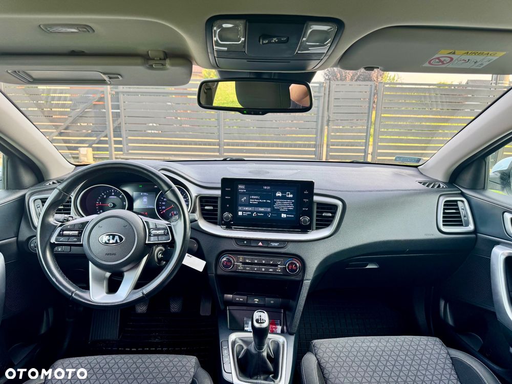 Kia Ceed 1.6 CRDi SCR L - 13