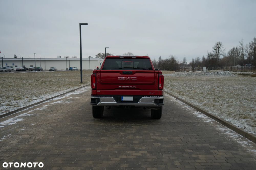 GMC Sierra - 21