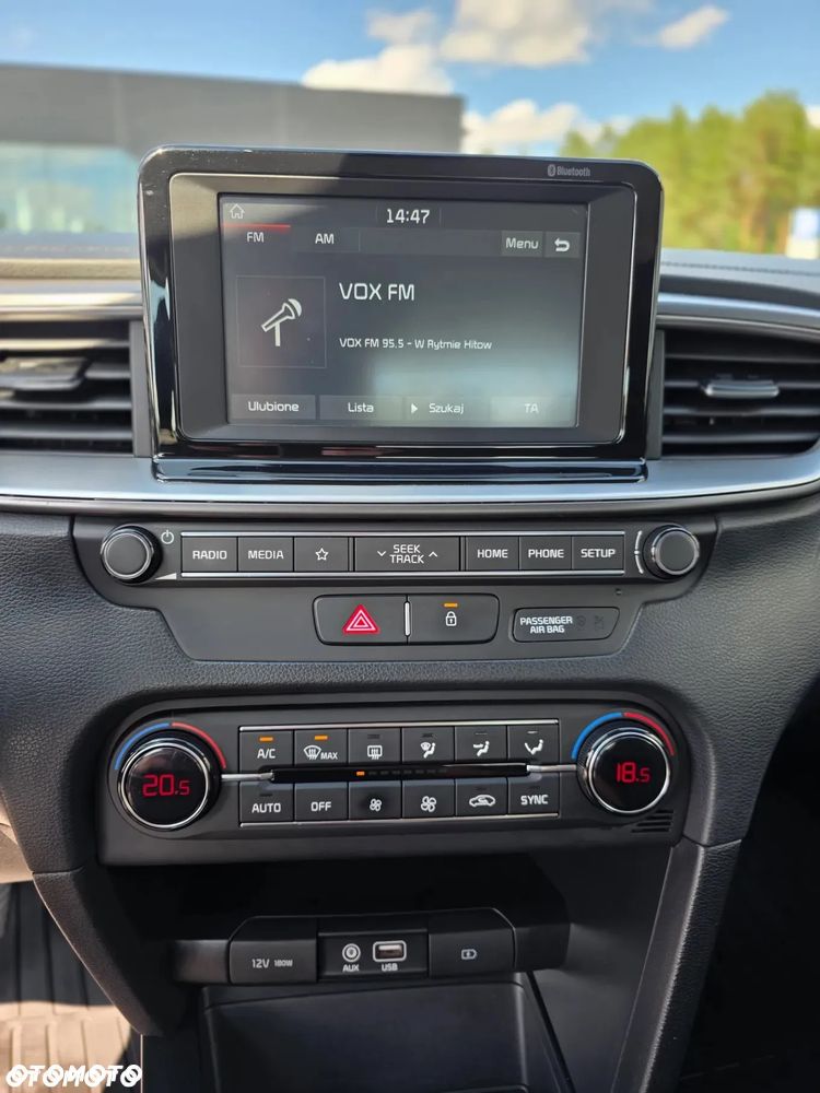 Kia Ceed 1.6 CRDi SCR L - 32