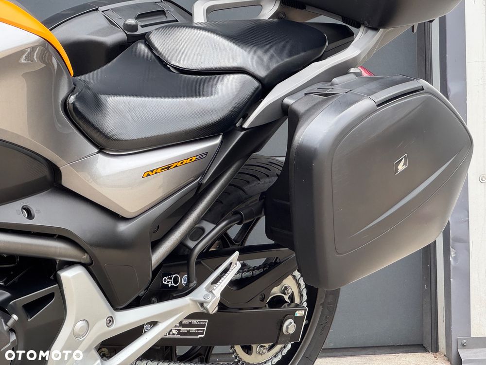Honda NC - 25