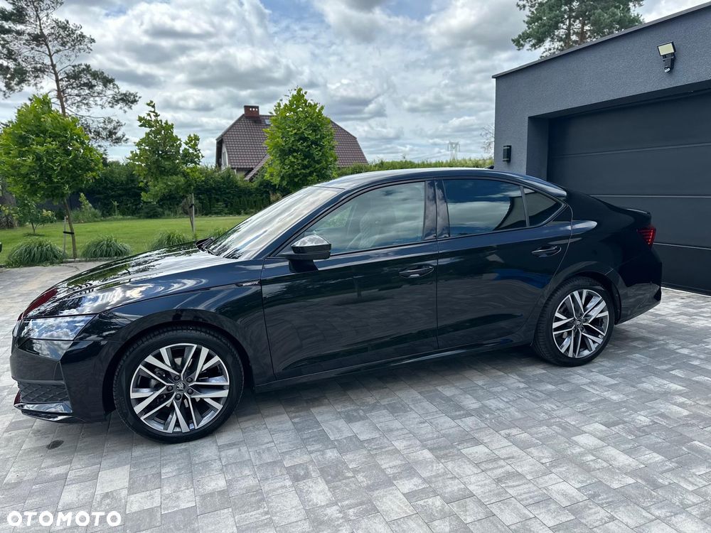Skoda Octavia 2.0 TDI Sportline DSG - 1