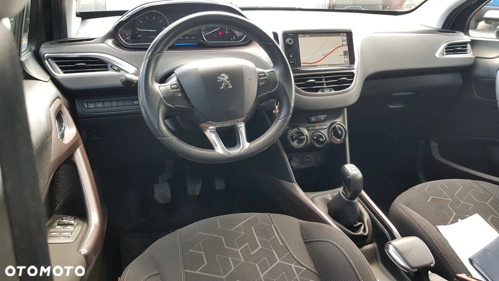 Peugeot 2008 PureTech 110 Stop&Start Allure - 11