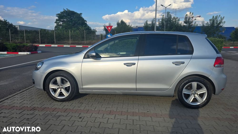 VOLKSWAGEN Golf 2010 — imagine 6