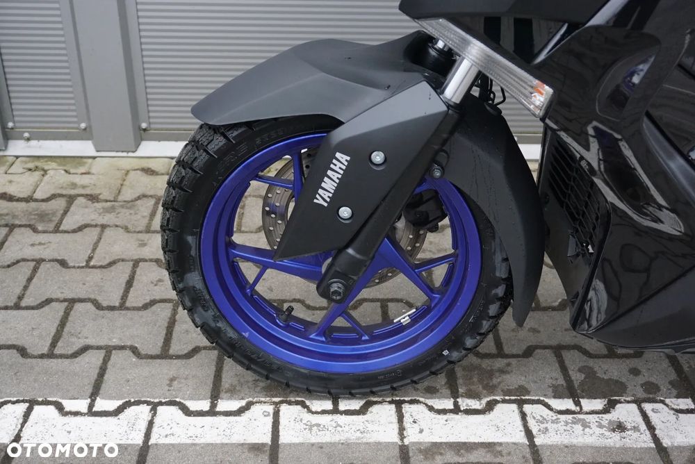 Yamaha X-max - 14