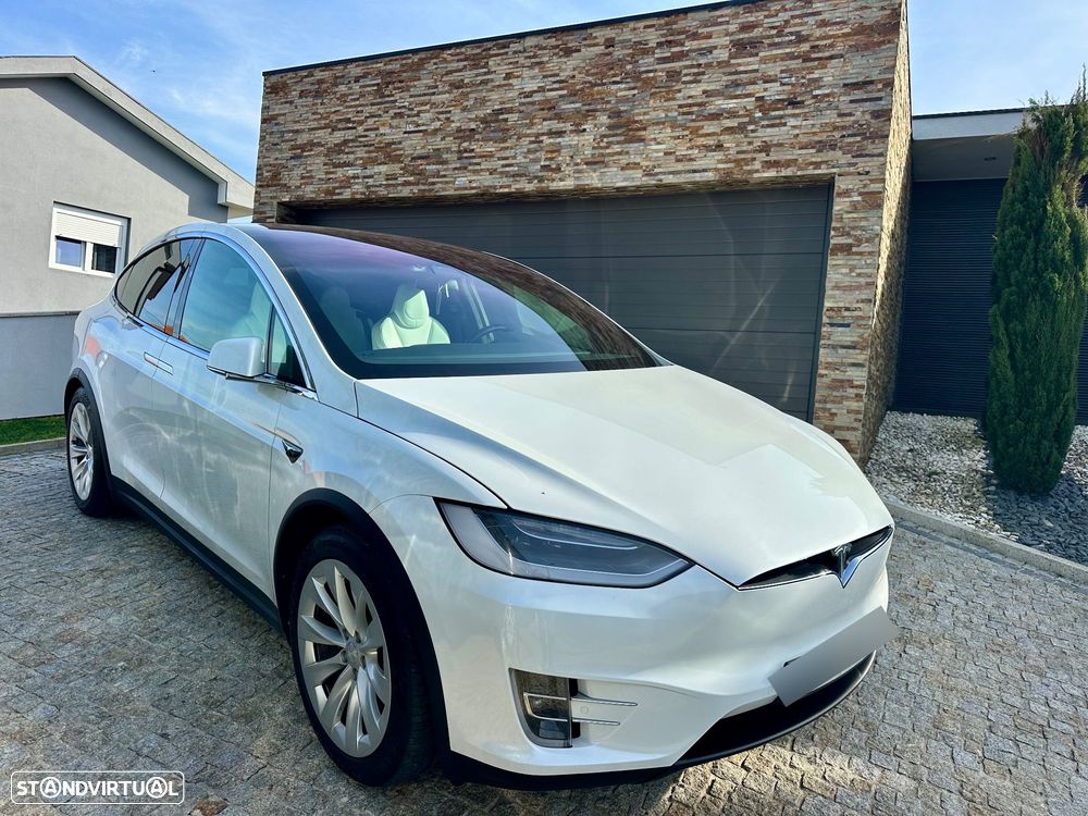 Tesla Model X 100 kWh Long Range Plus AWD - 2