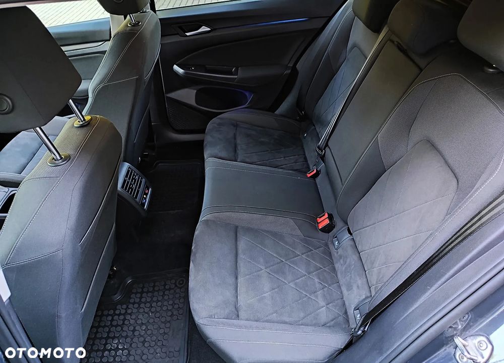 Volkswagen Golf 2.0 TDI Style - 17