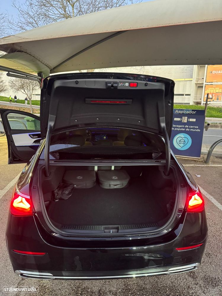 Mercedes-Benz E 300 de 9G-TRONIC - 5