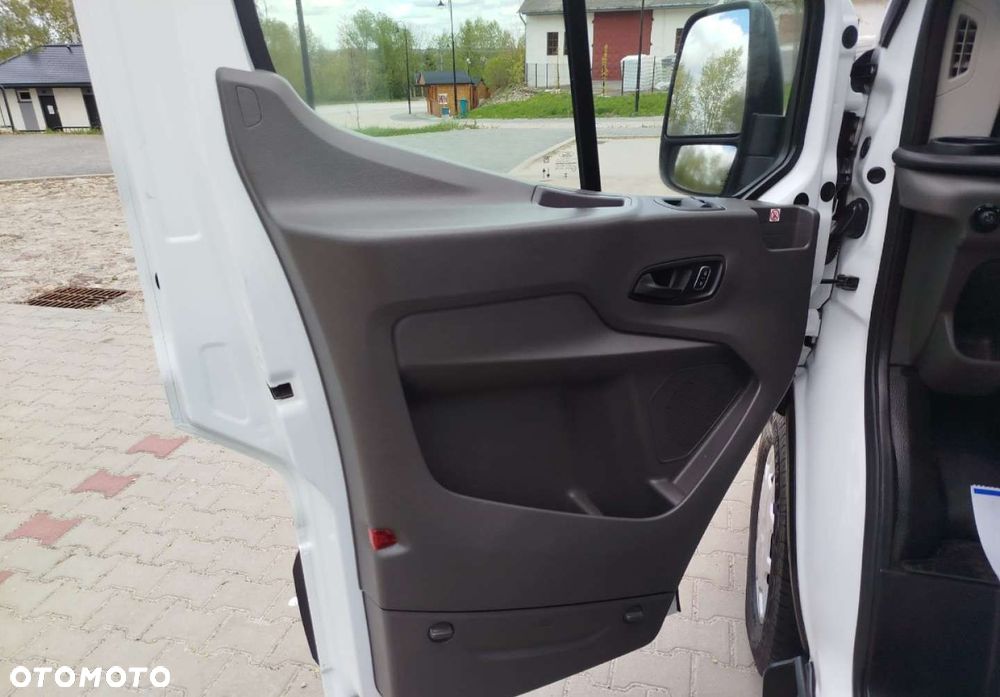 Ford Transit - 14