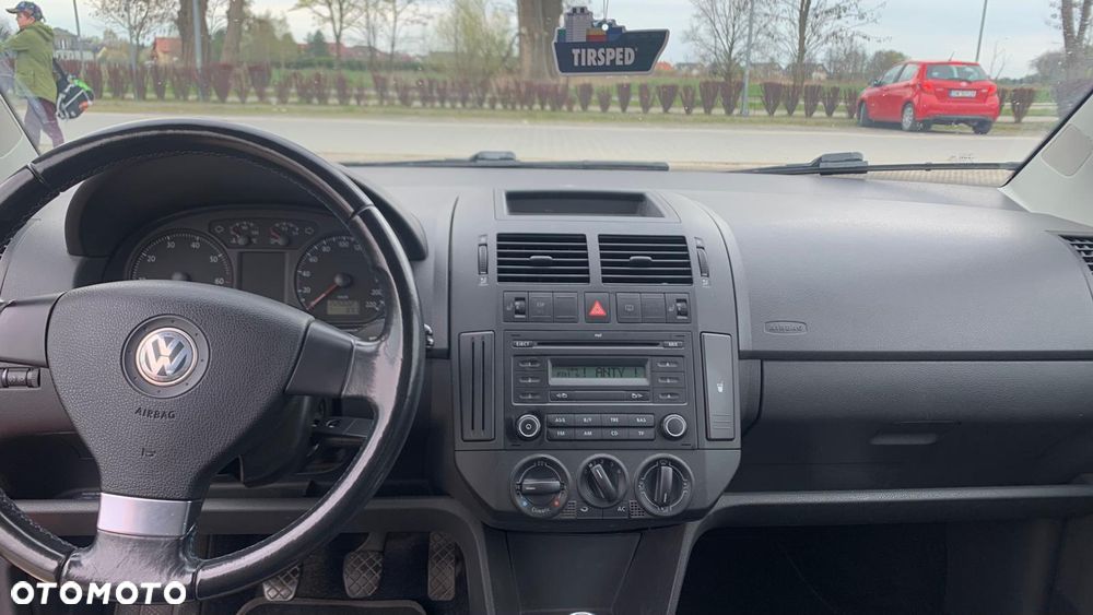 Volkswagen Polo 1.4 Trendline - 5