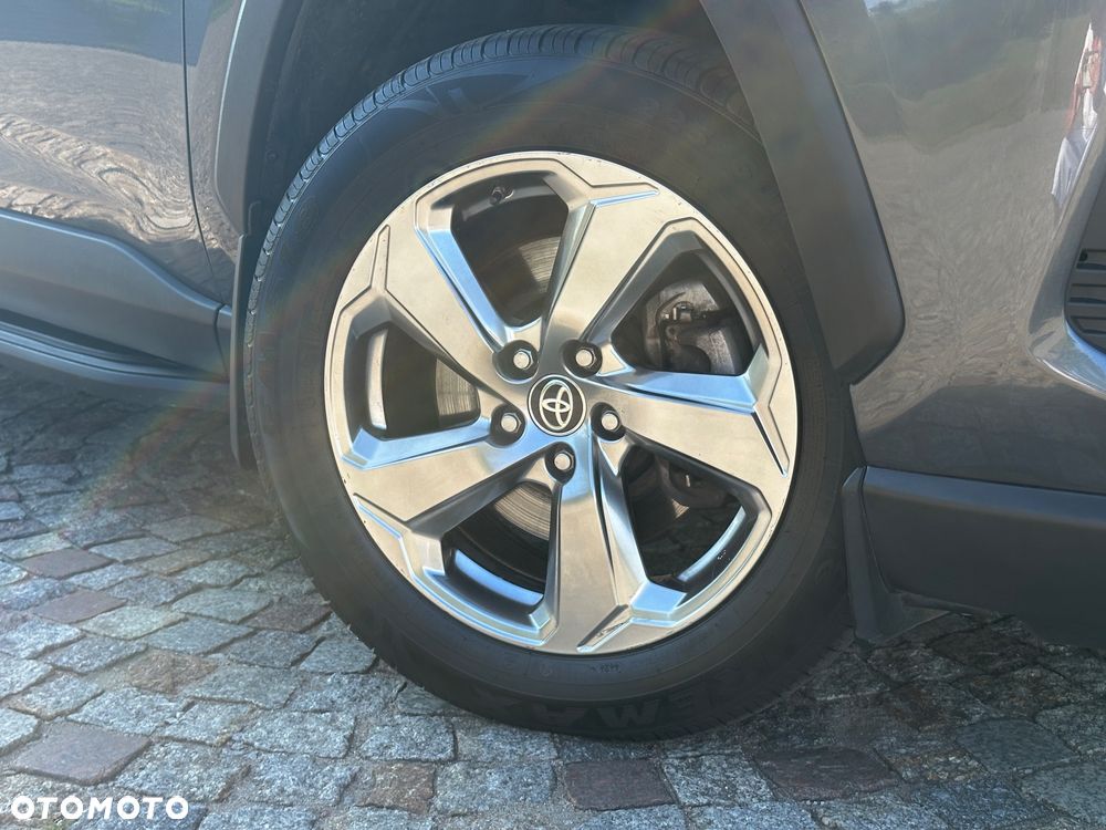 Toyota RAV4 - 32