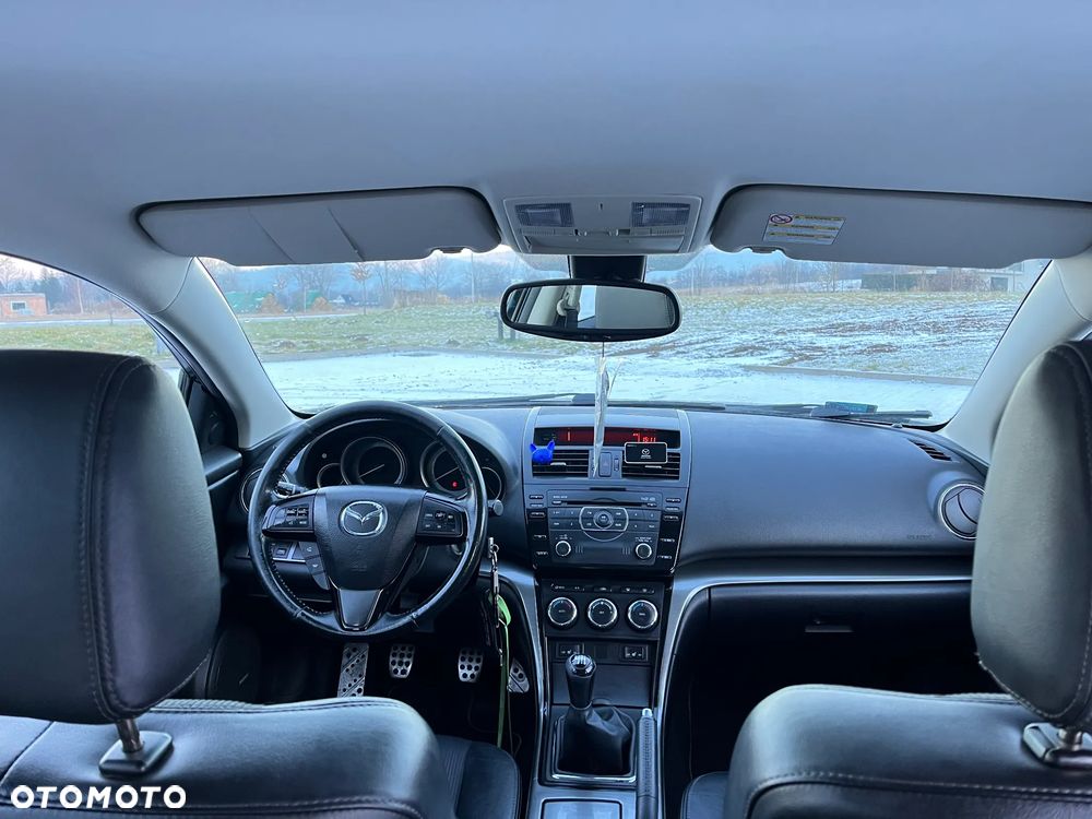 Mazda 6 2.0 Exclusive + - 6