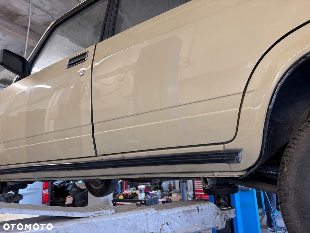 Lada 2107 - 17