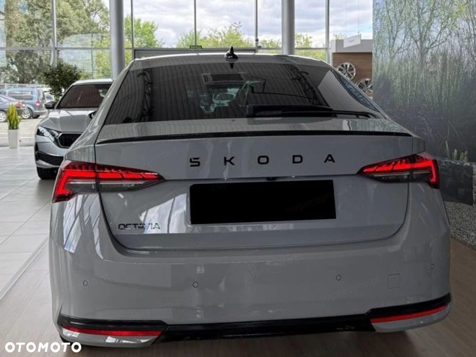 Skoda Octavia 1.5 TSI mHEV Sportline DSG - 7