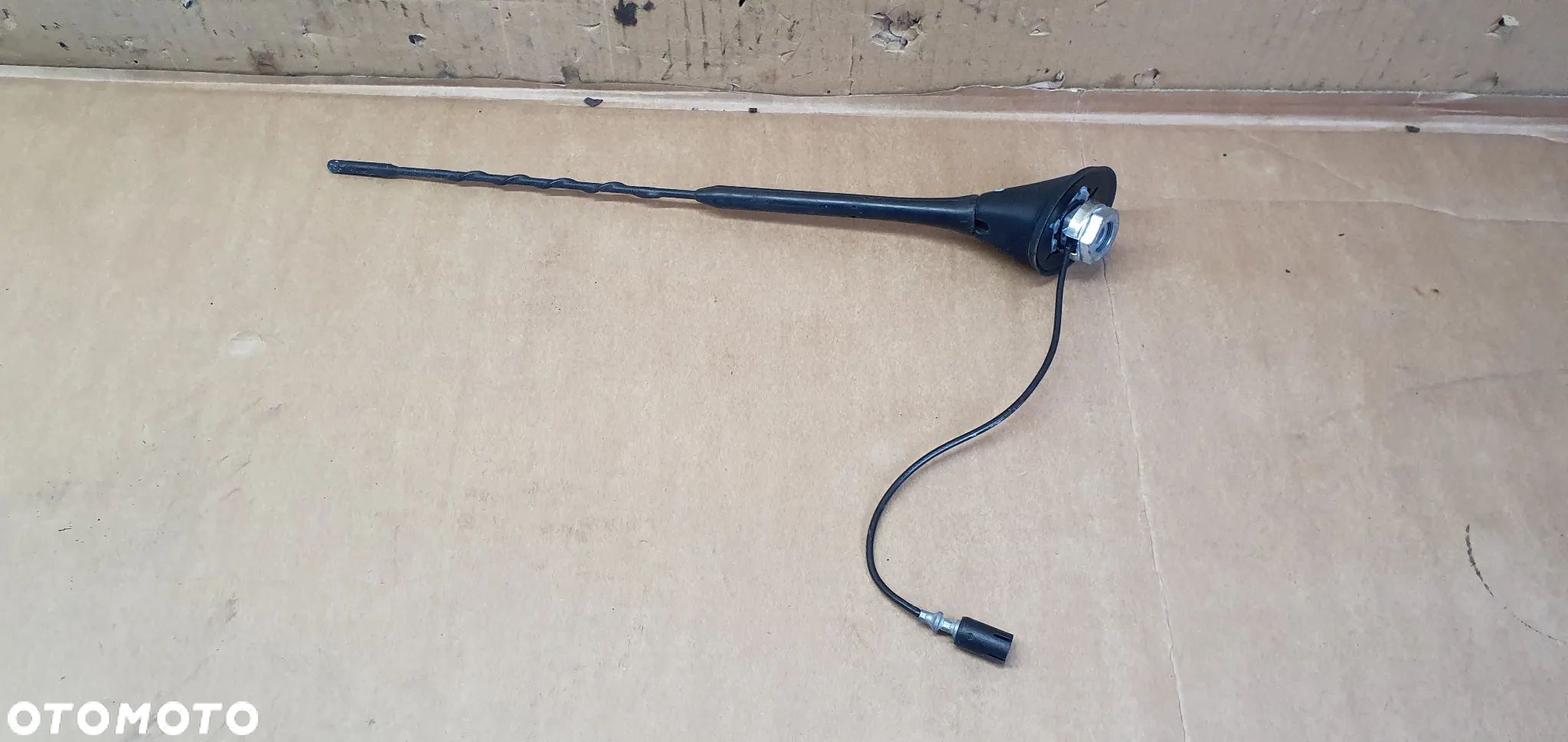 Antena dachowa radia Seat Leon II - 1