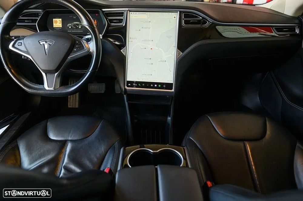 Tesla Model S - 52
