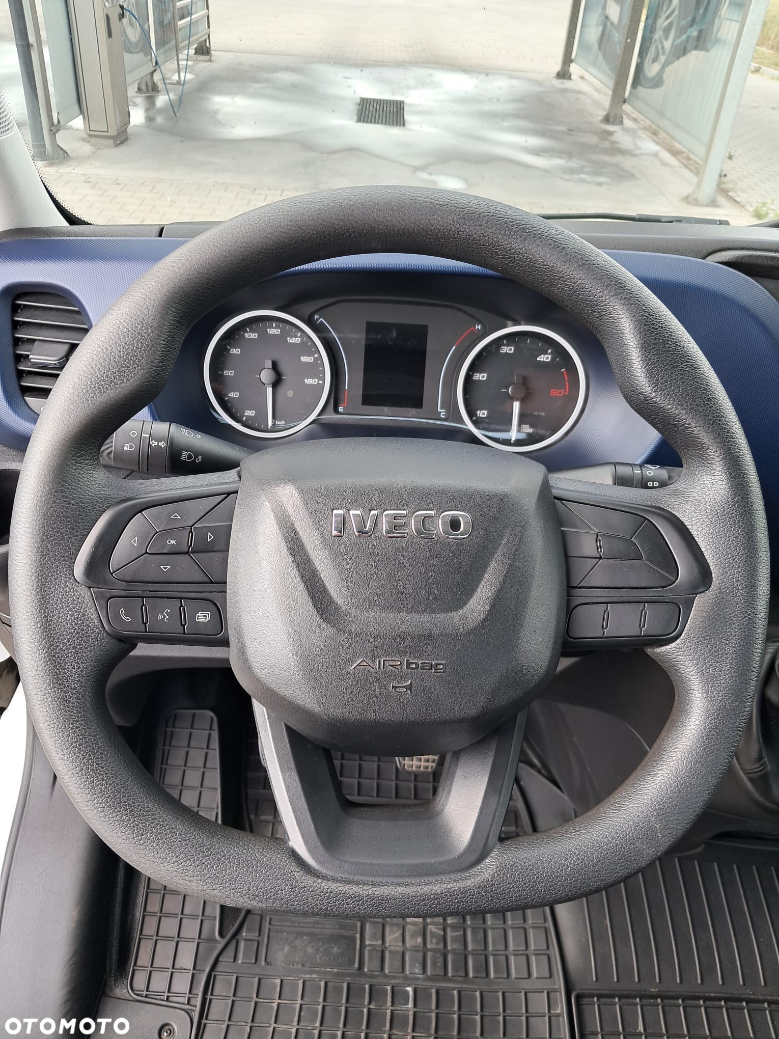 Iveco DAILY - 16
