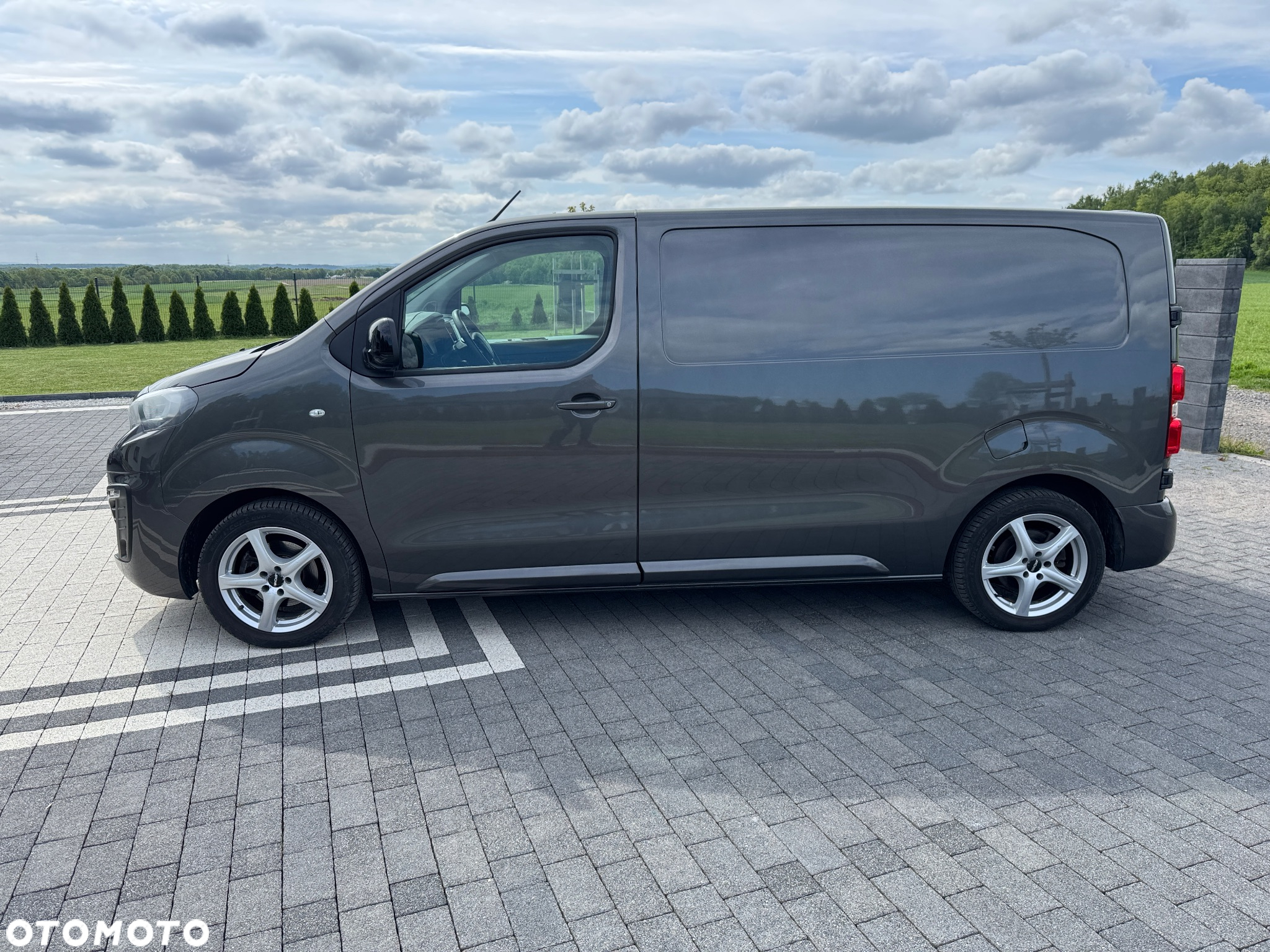 Peugeot Expert - 11