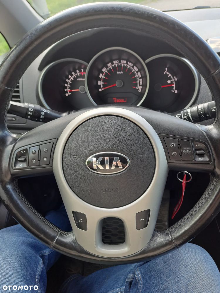 Kia Venga 1.6 Business Line - 21