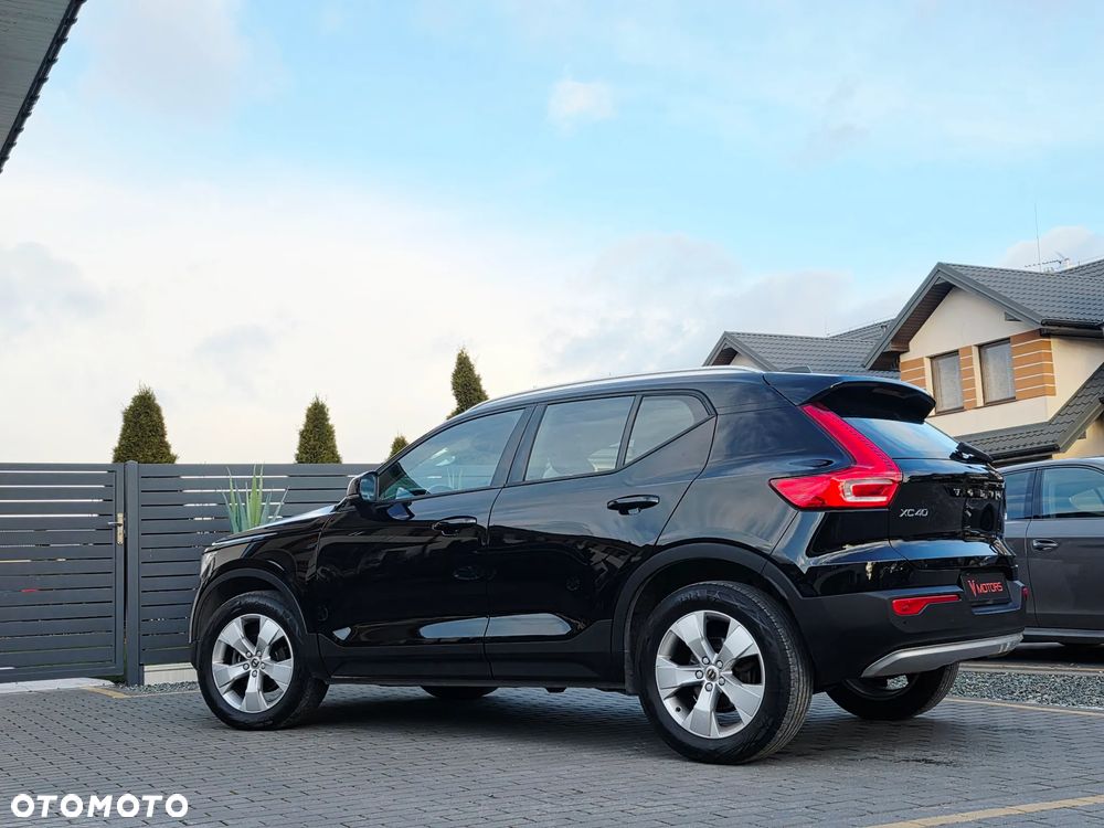 Volvo XC 40 T3 Momentum - 33