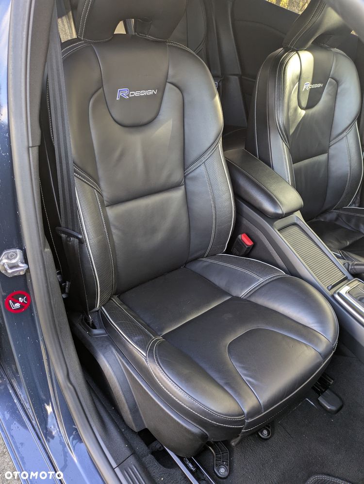 Volvo V40 T5 Geartronic R Design - 19