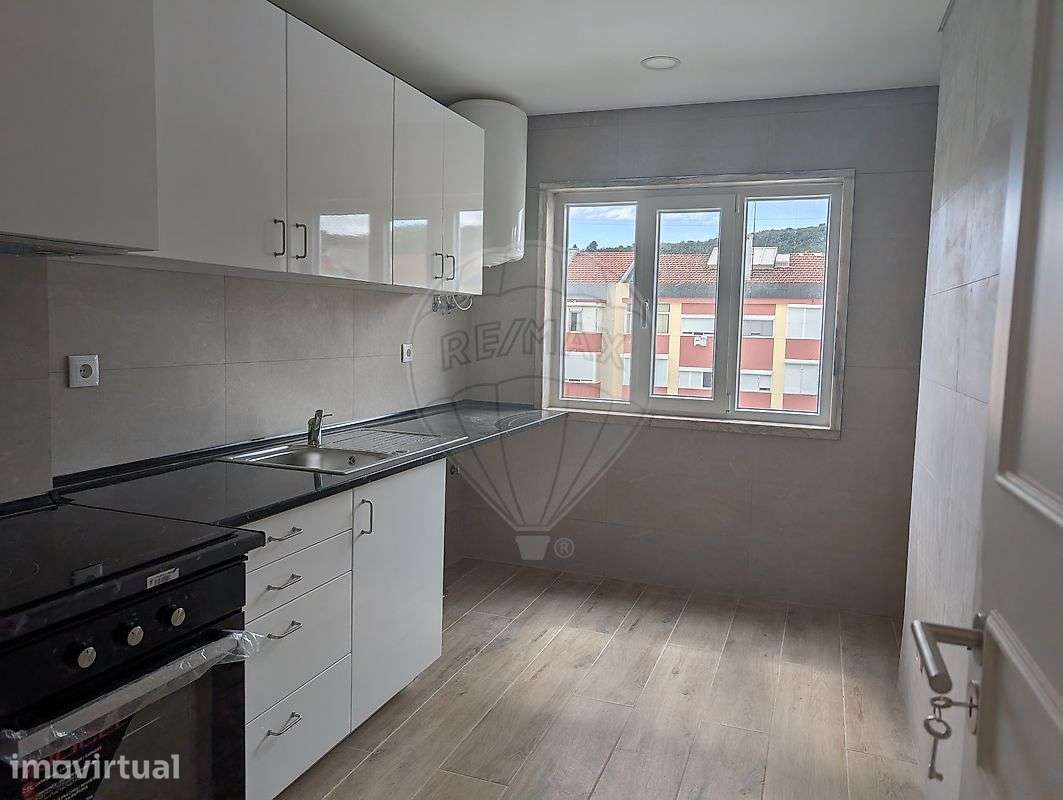 Apartamento T2 para arrendamento - Grande imagem: 3/16