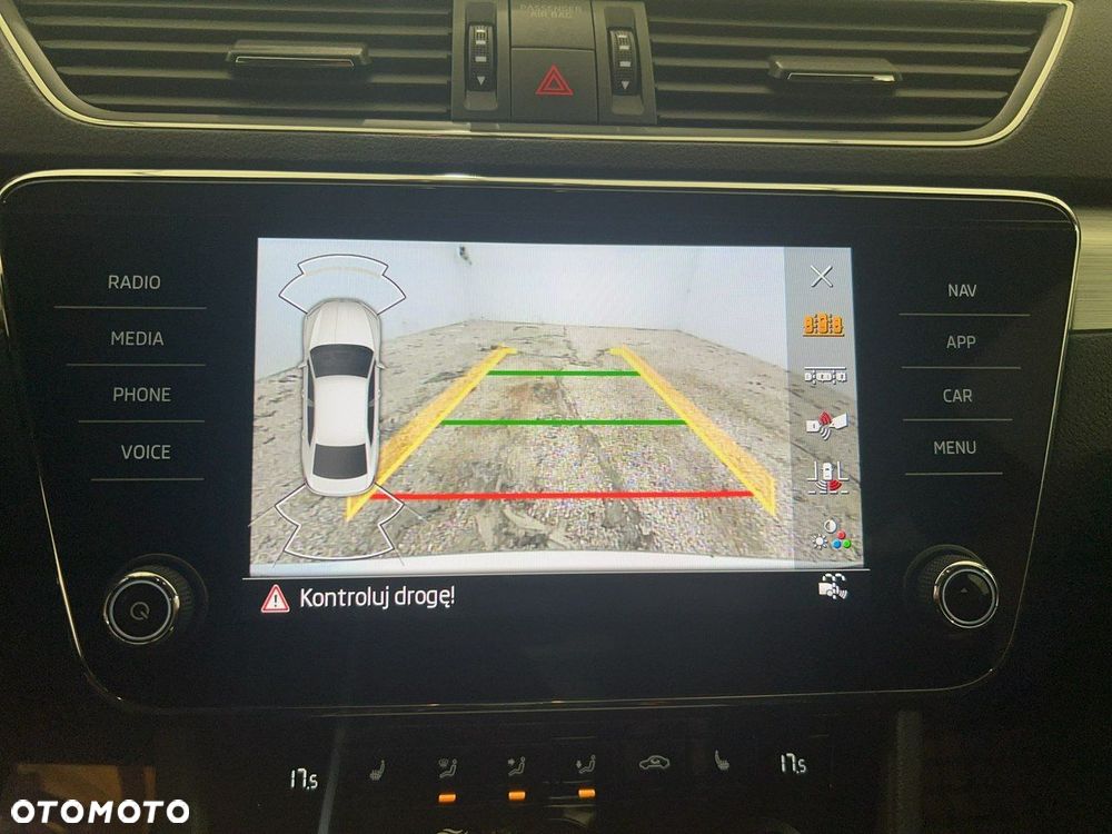 Skoda Superb 2.0 TSI Ambition DSG - 20