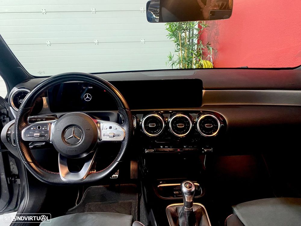 Mercedes-Benz A 180 d AMG Line - 23