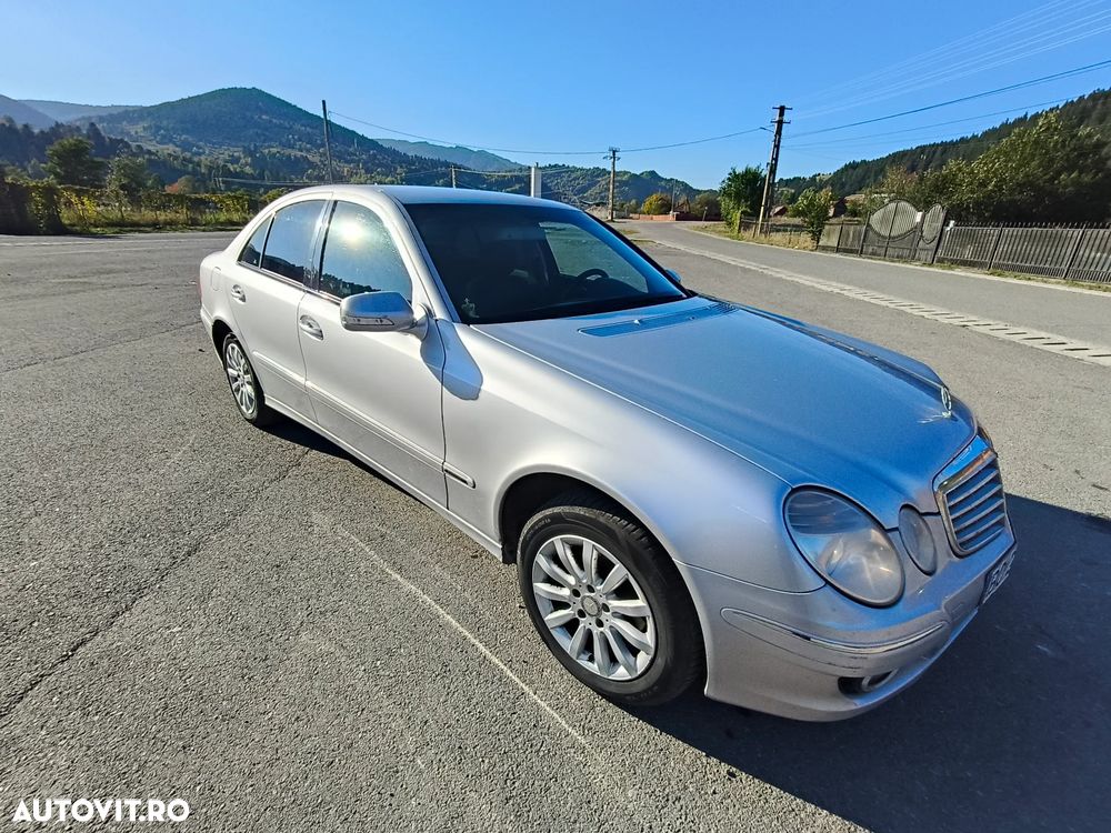 Mercedes-Benz E 220 CDI - 4