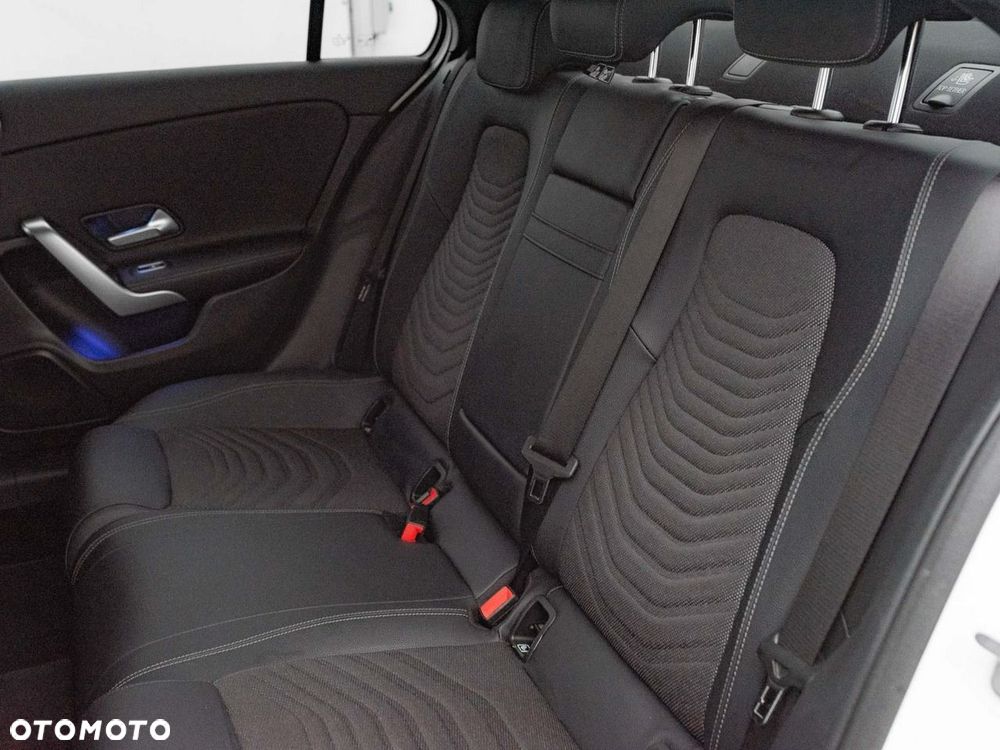 Mercedes-Benz Klasa A 200 d 8G-DCT Progressive - 25